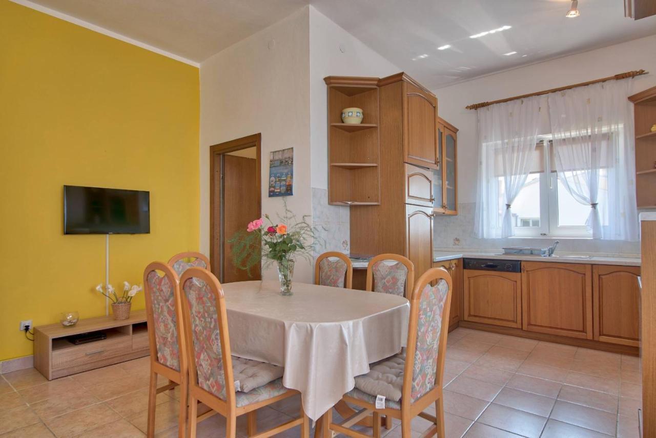 Tara Apartment